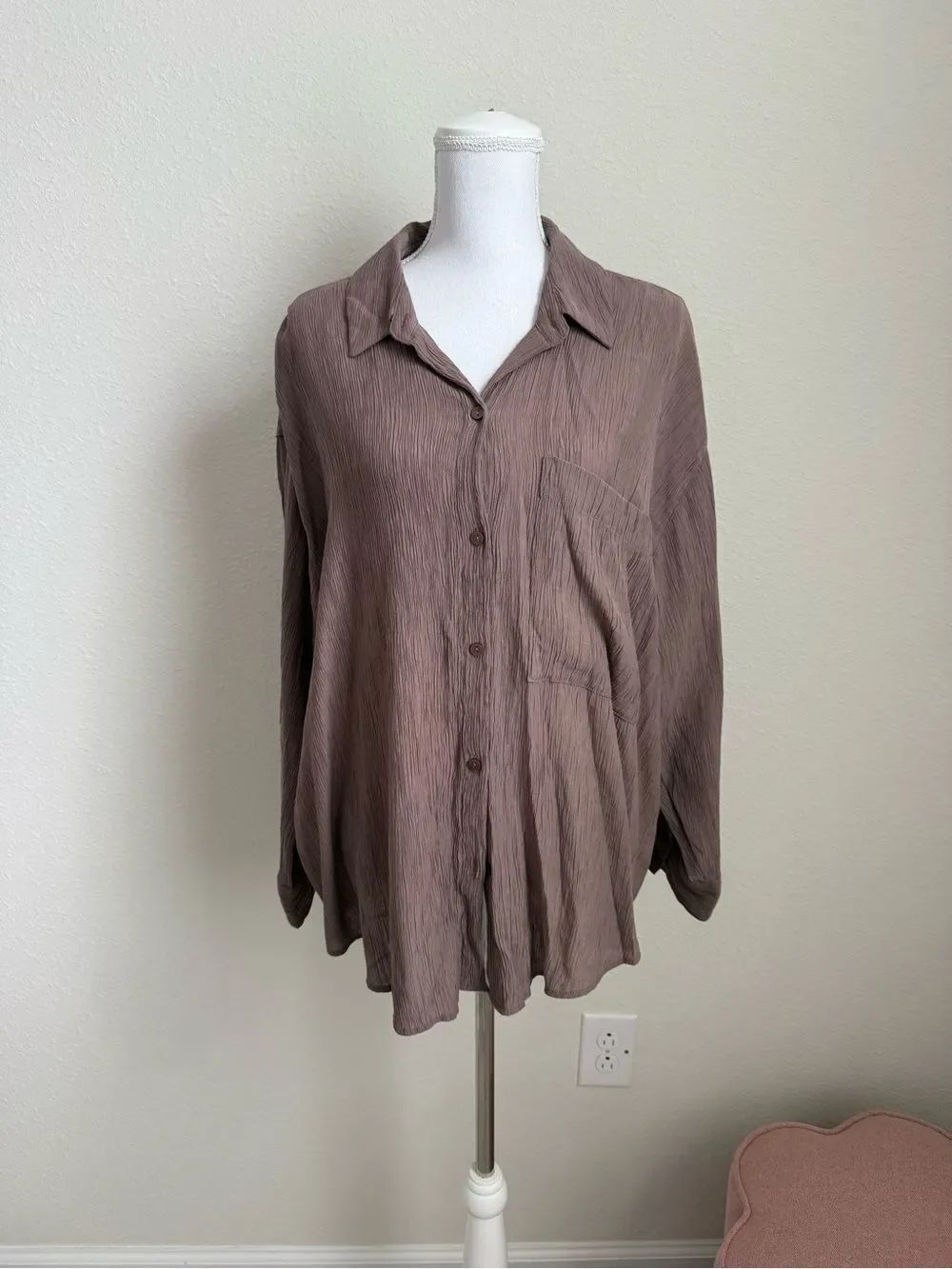 Abercrombie & Fitch Oversized Button-Up in Dusty Mauve